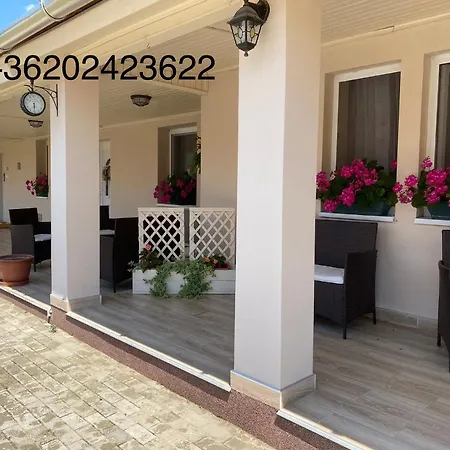 Sara Vendeghaz Apartment Hajduboszormeny