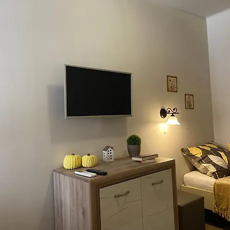 Sara Vendeghaz 아파트 허이두뵈쇠르메니