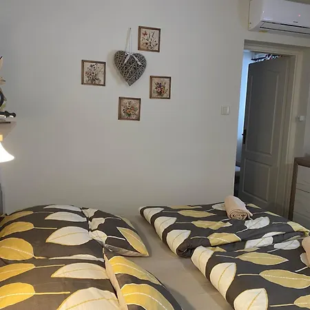 Sara Vendeghaz Lägenhet Hajduboszormeny